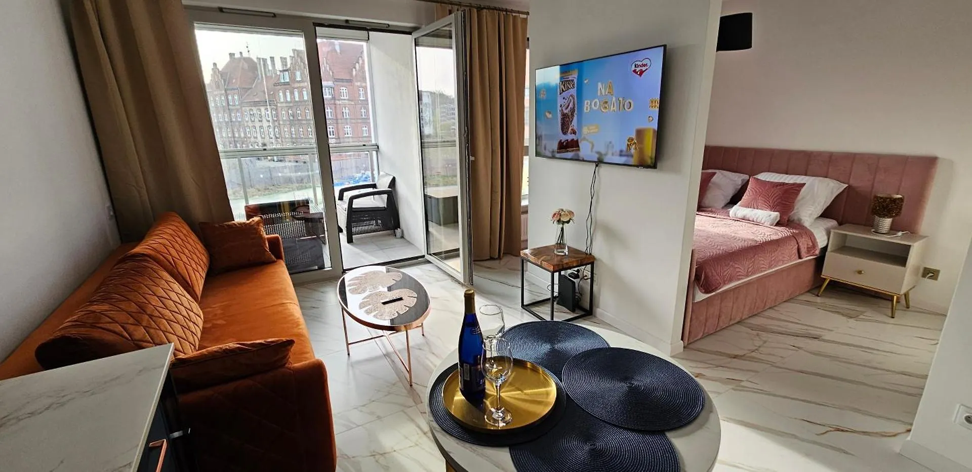 Copper Apartment By The European Solidarity Centre Gdansk